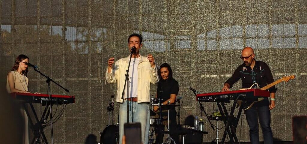 🌞🌞 #R3venta2 🌞🌞@memetronic se presentó en el escenario Templo en el festival @tecatecomuna (4)