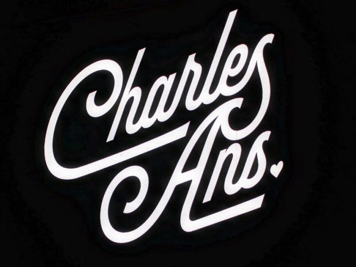 🔥🔥#R3venta2 🔥🔥Te compartimos las fotografías de @charlesans quien se presentó en @auditorio