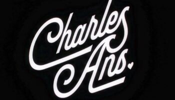 🔥🔥#R3venta2 🔥🔥Te compartimos las fotografías de @charlesans quien se presentó en @auditorio